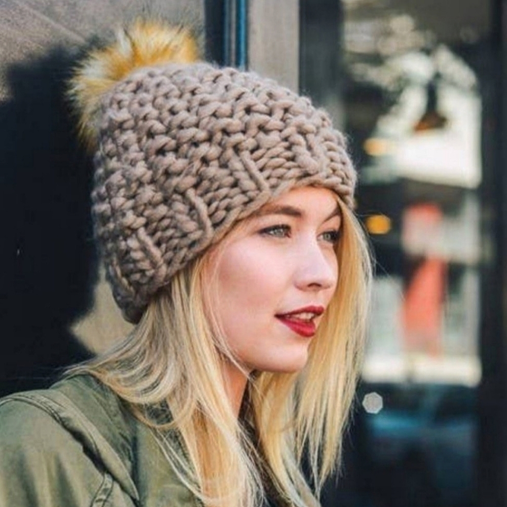 Catherine Chunky Knit Beanie - Coffee
